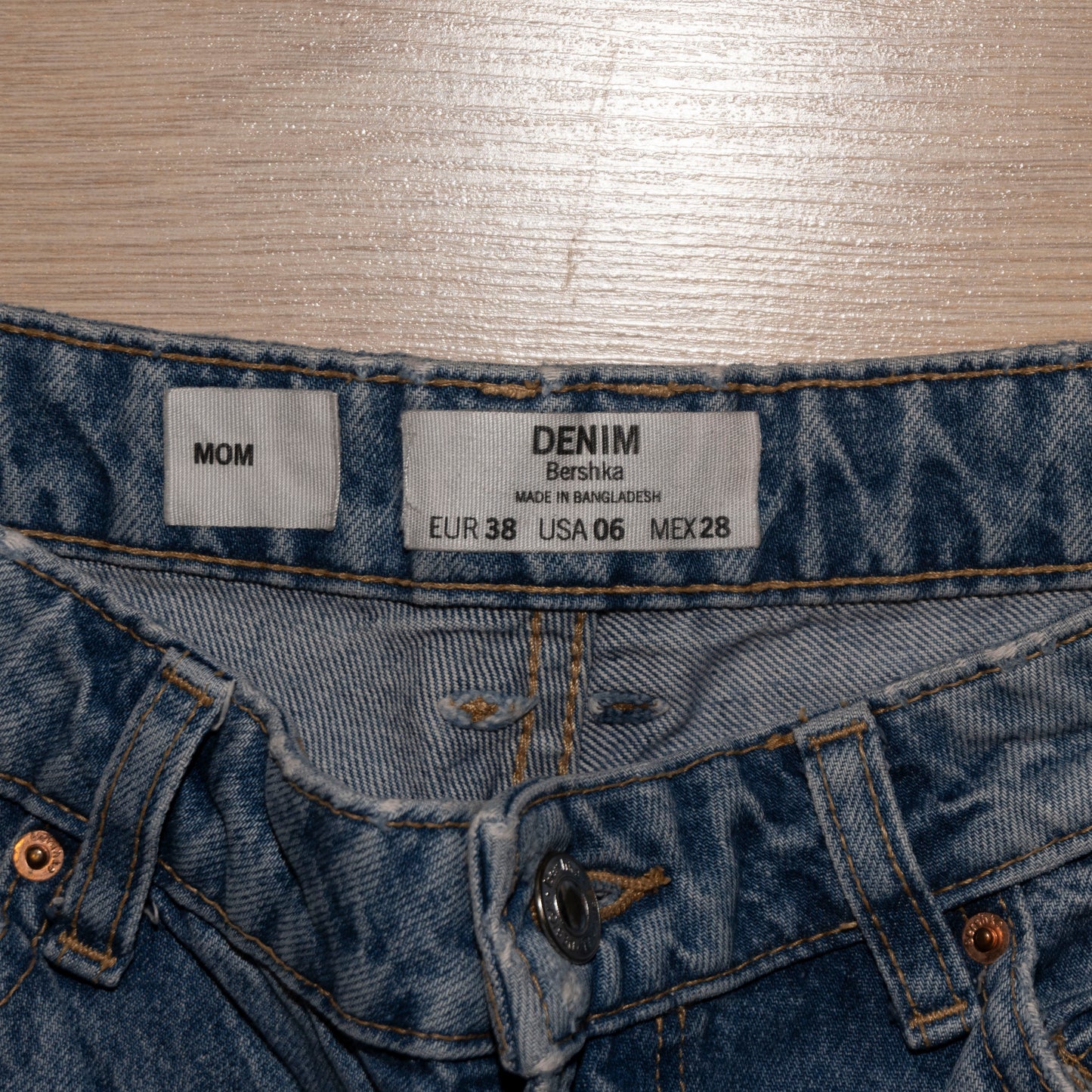 Bershka Mom Denim (38 EU)