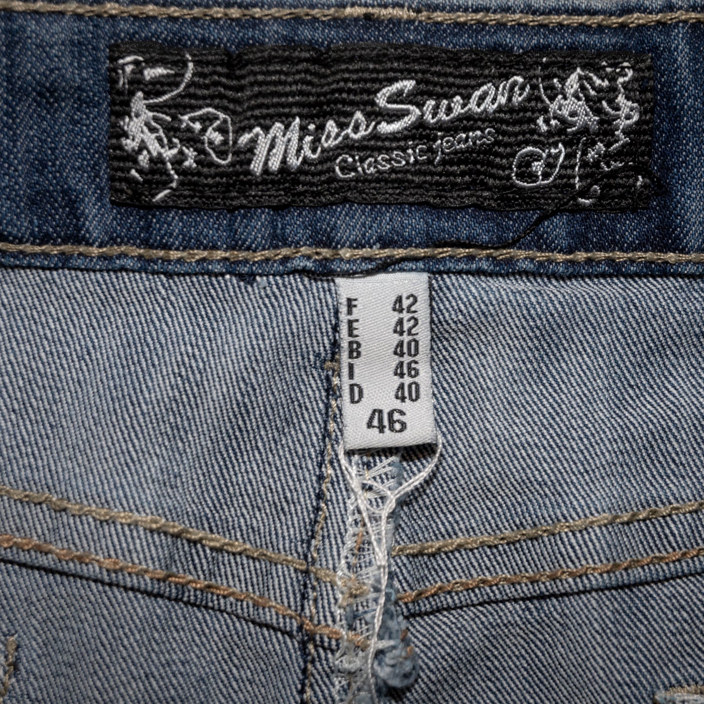 Y2K Rhinestone Denim Skirt (42)