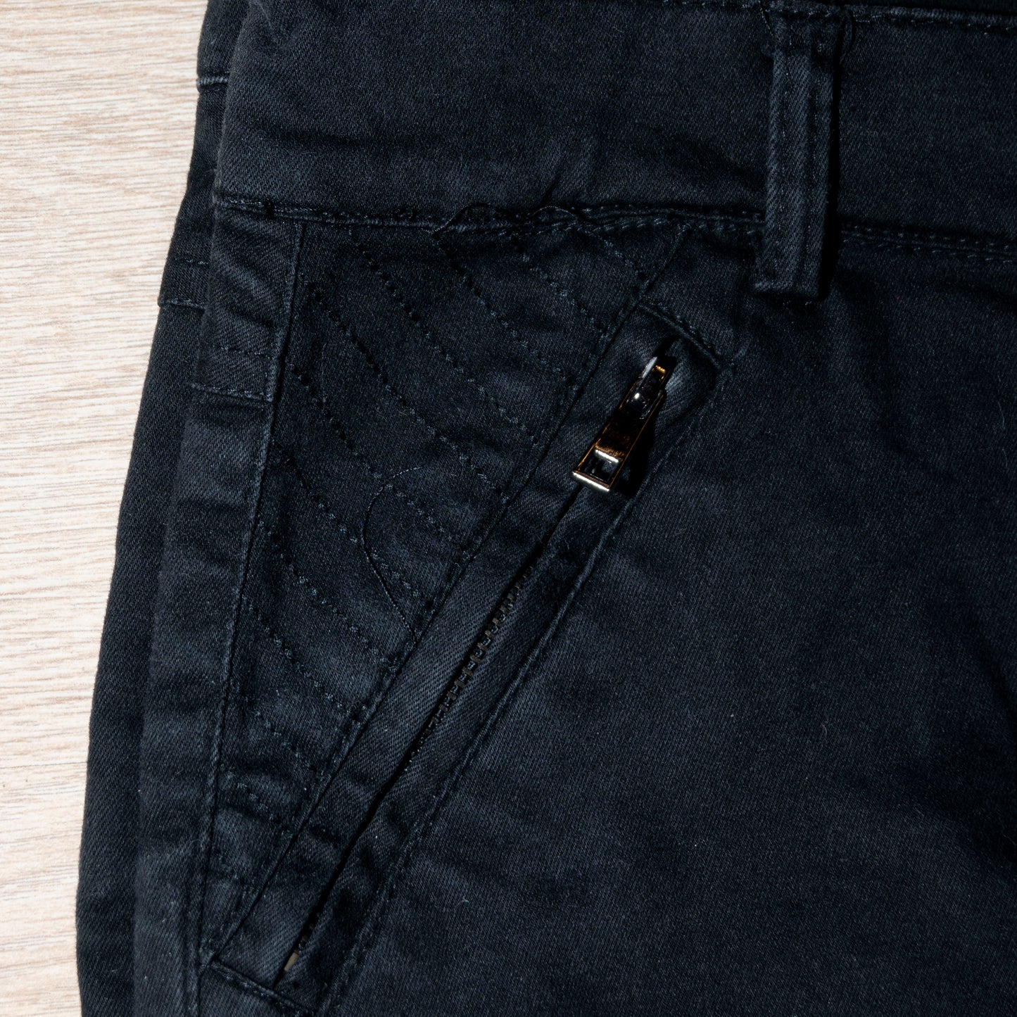 Black Capris (UK 12, EU 40)